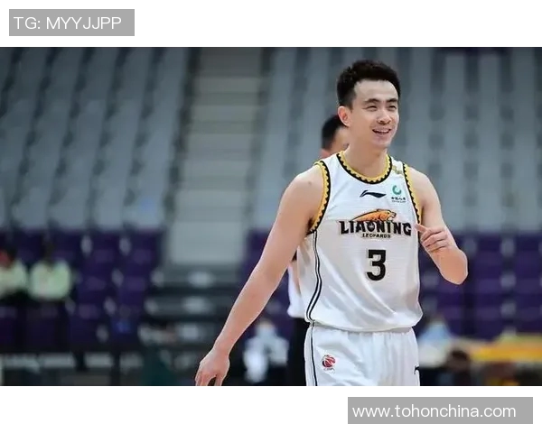 德国足球明星喜结良缘盛大婚礼引发球迷热议与祝福